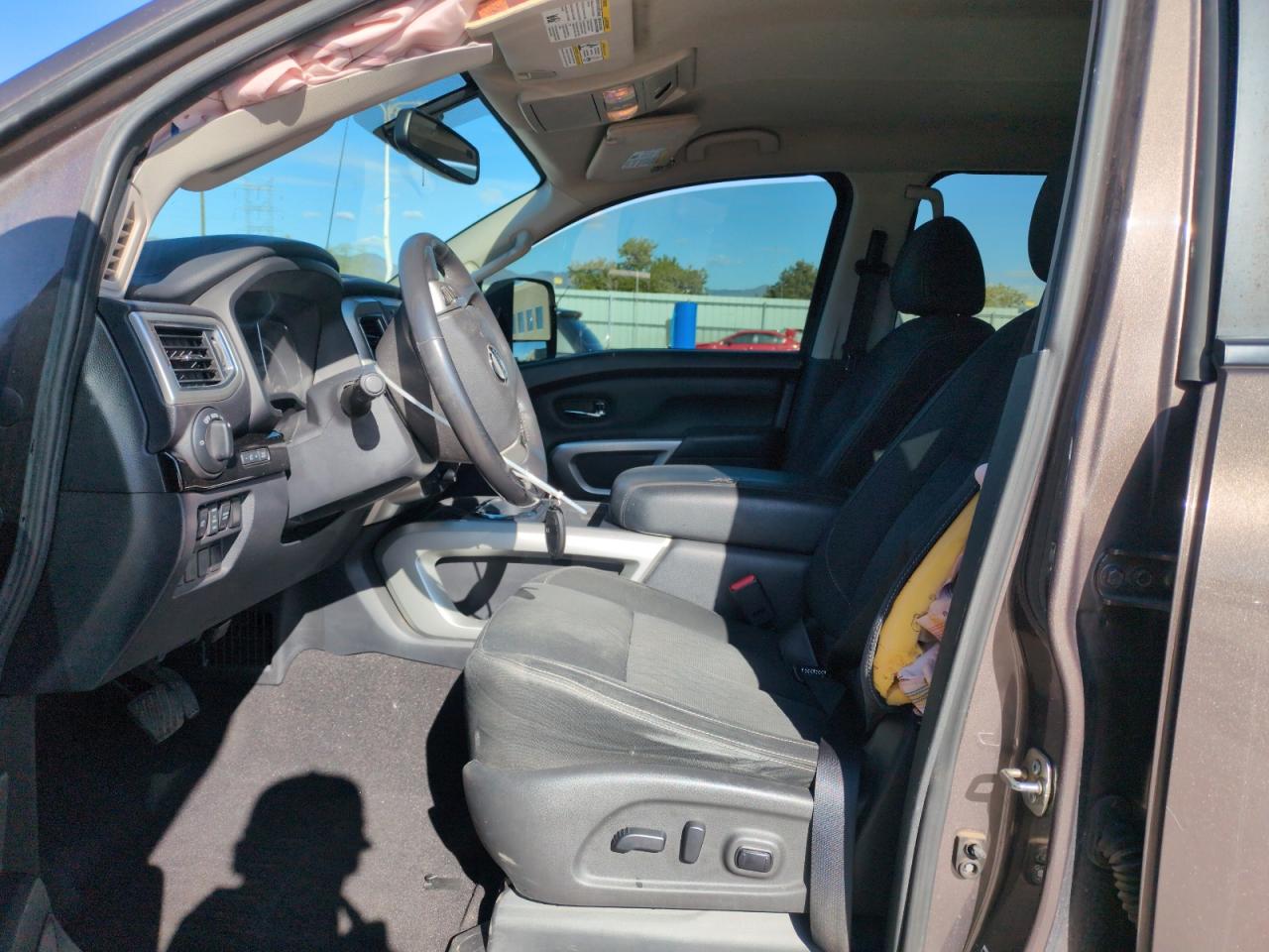 2017 Nissan Titan Sv VIN: 1N6AA1E53HN518353 Lot: 54135005