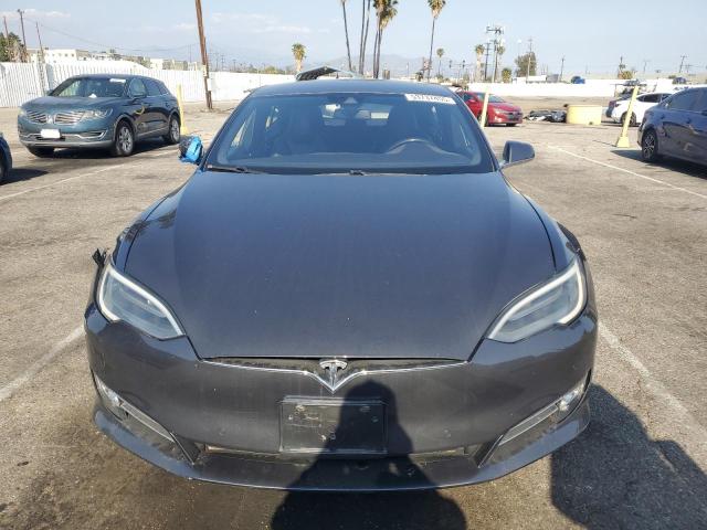 Хэтчбеки TESLA MODEL S 2016 Серый