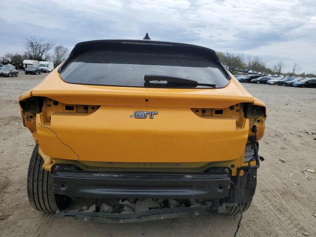  FORD MUSTANG 2021 Золотой