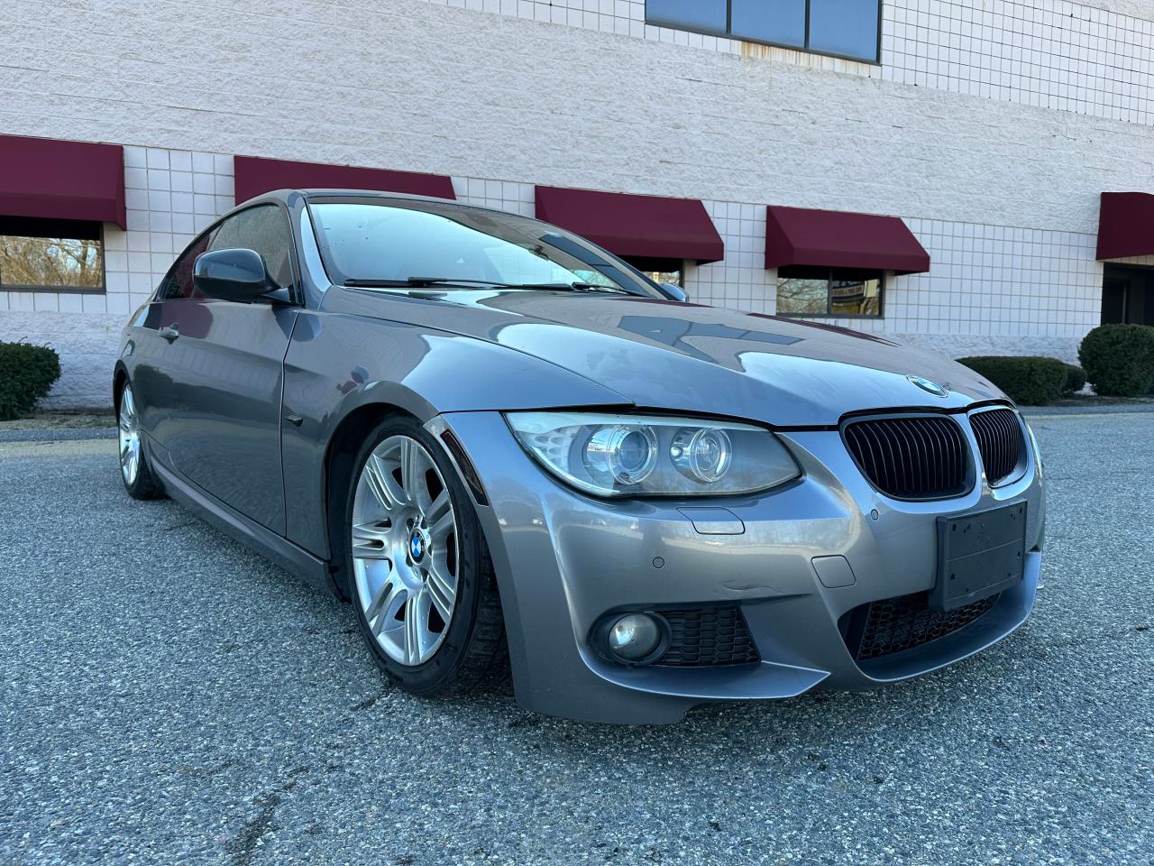 2011 Bmw 335 Xi за продажба в North Billerica, MA - Normal Wear