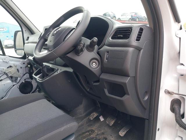 2024 RENAULT MASTER LM3
