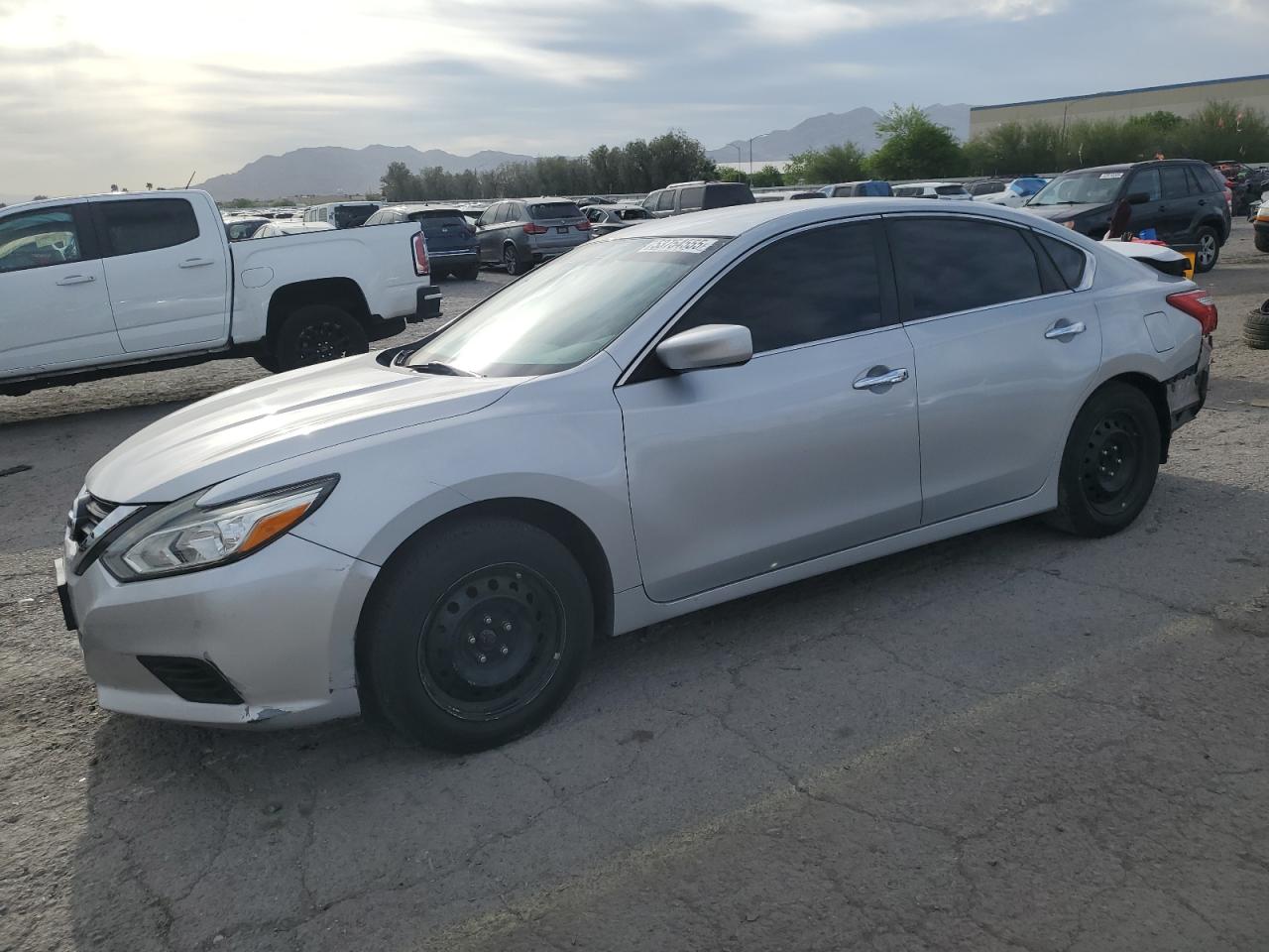 Las Vegas, NV에서 판매 중인 2016 Nissan Altima 2.5 - Rear End