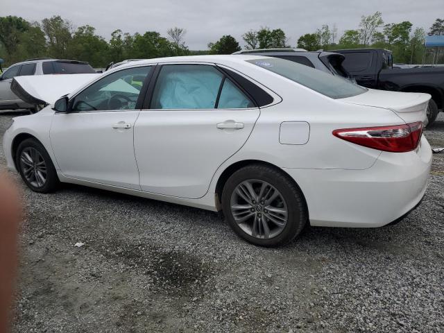 Sedans TOYOTA CAMRY 2015 White