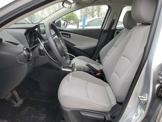  TOYOTA YARIS 2020 Srebrny