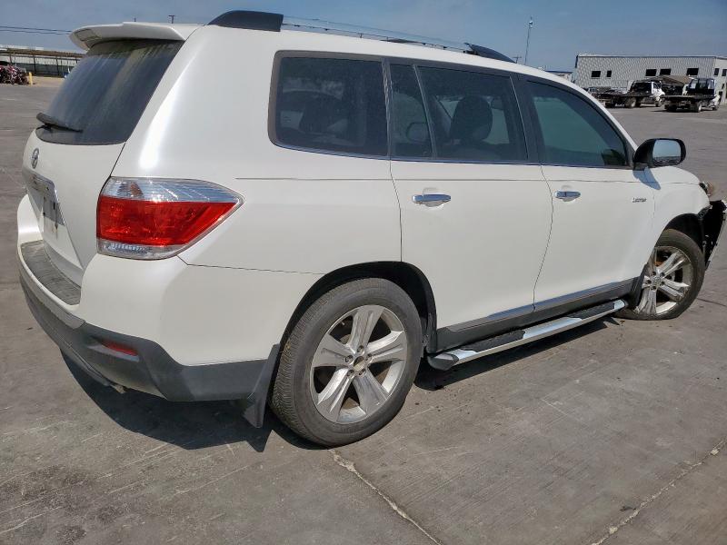  TOYOTA HIGHLANDER 2013 Білий