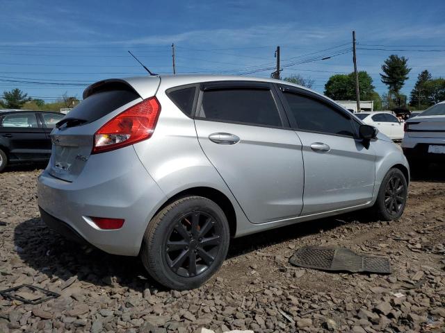  FORD FIESTA 2012 Silver