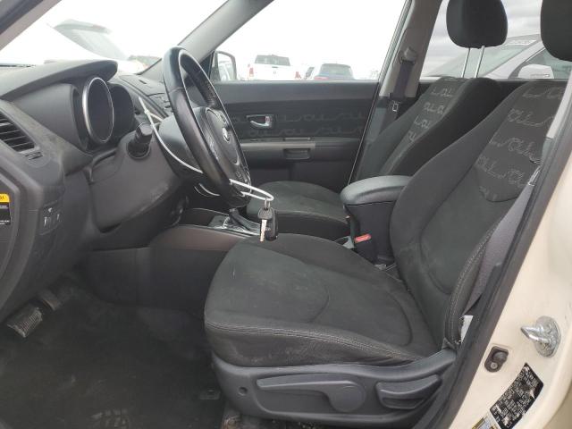 Parquets KIA SOUL 2013 Kremowy