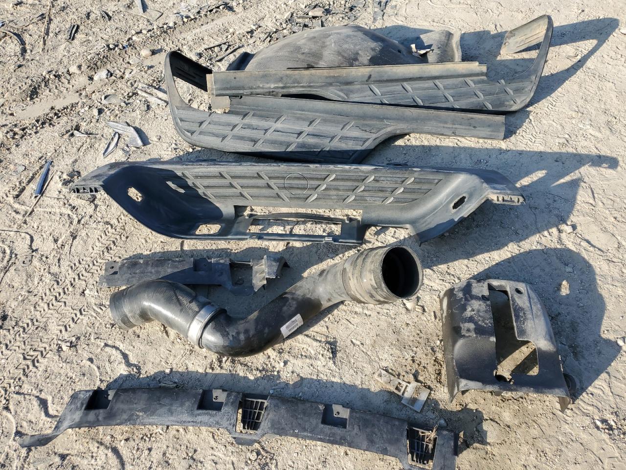 2003 Ford Taurus Se VIN: 1FAFP53273A151549 Lot: 51937315