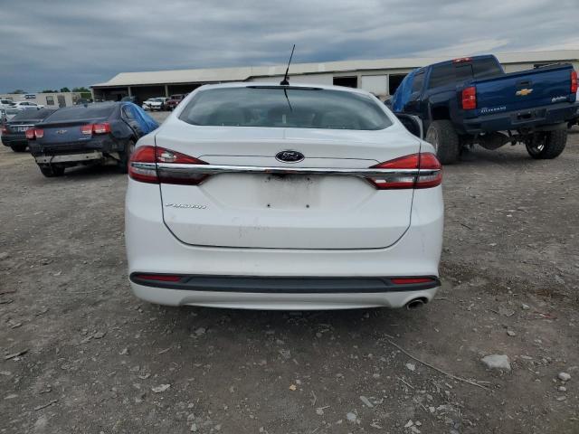 Sedans FORD FUSION 2017 Biały