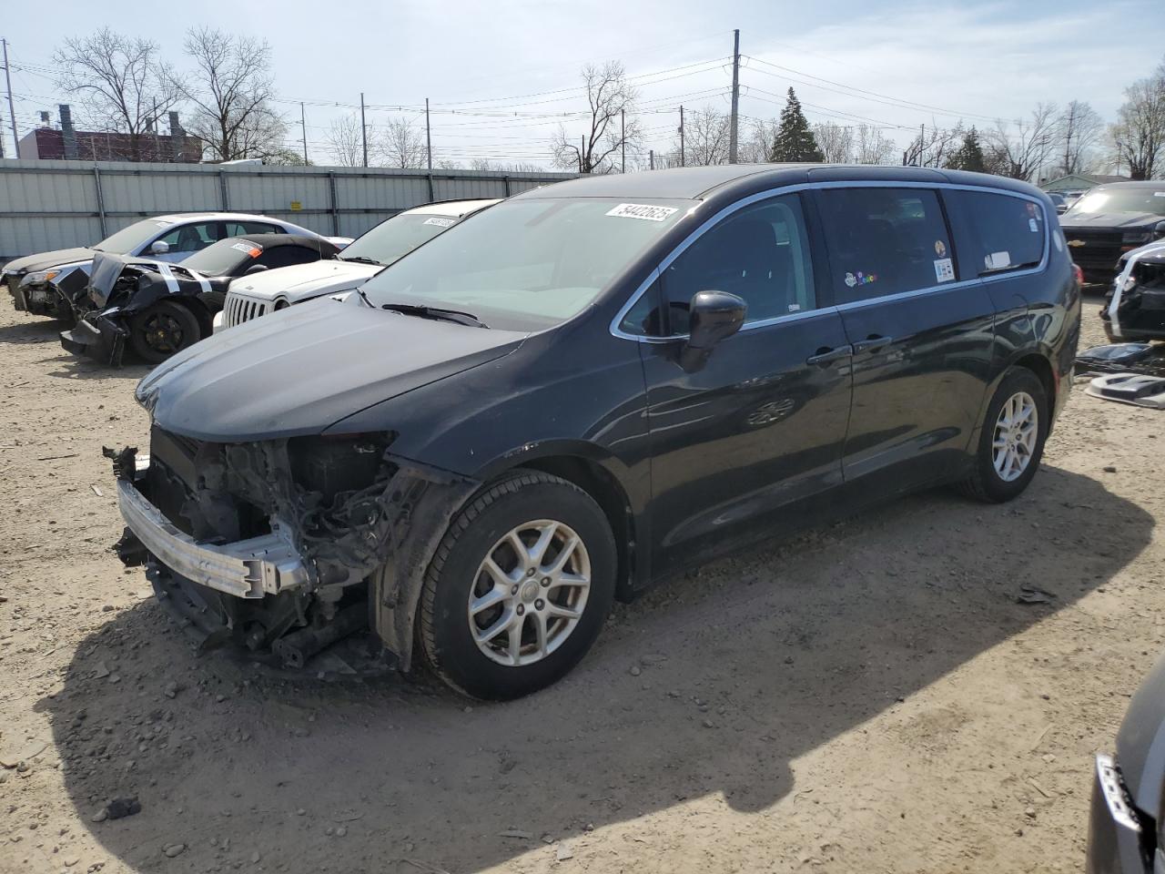 2017 Chrysler Pacifica Lx na sprzedaż w Lansing, MI - Front End