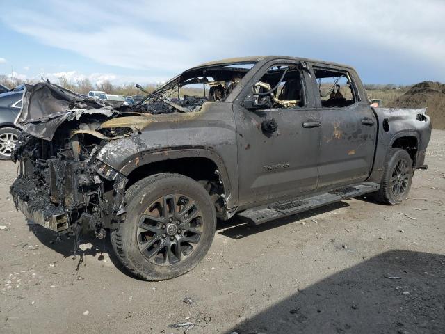 TOYOTA TUNDRA CRE 2022