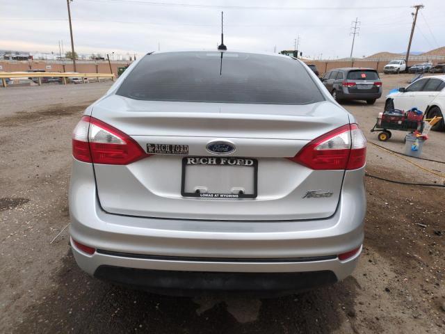  FORD FIESTA 2018 Silver