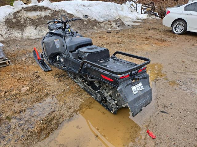 2024 SKIDOO EXPEDITION  