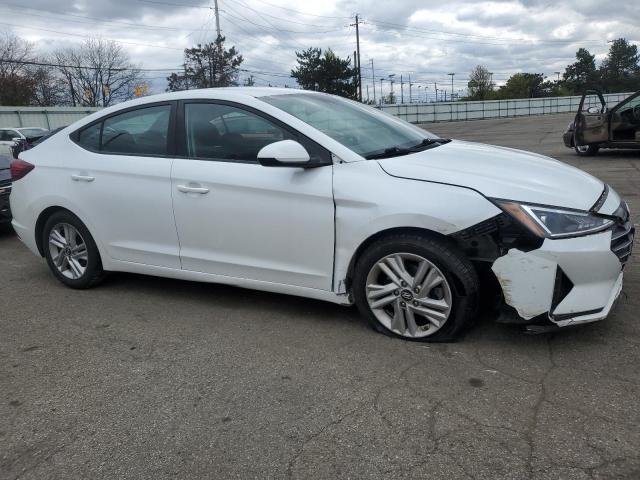  HYUNDAI ELANTRA 2019 Білий