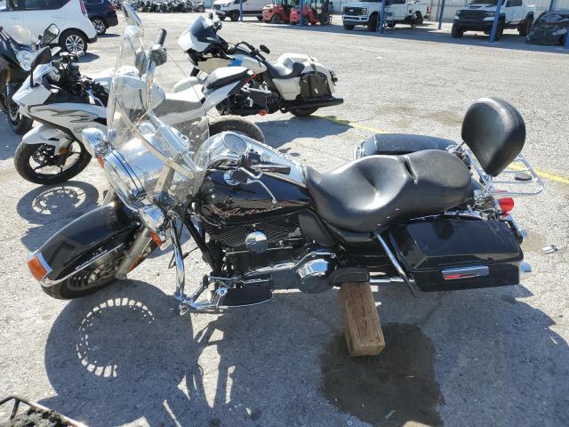 2011 HARLEY-DAVIDSON FLHR 