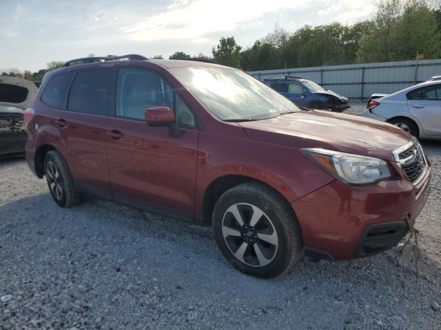  SUBARU FORESTER 2017 Bordowy