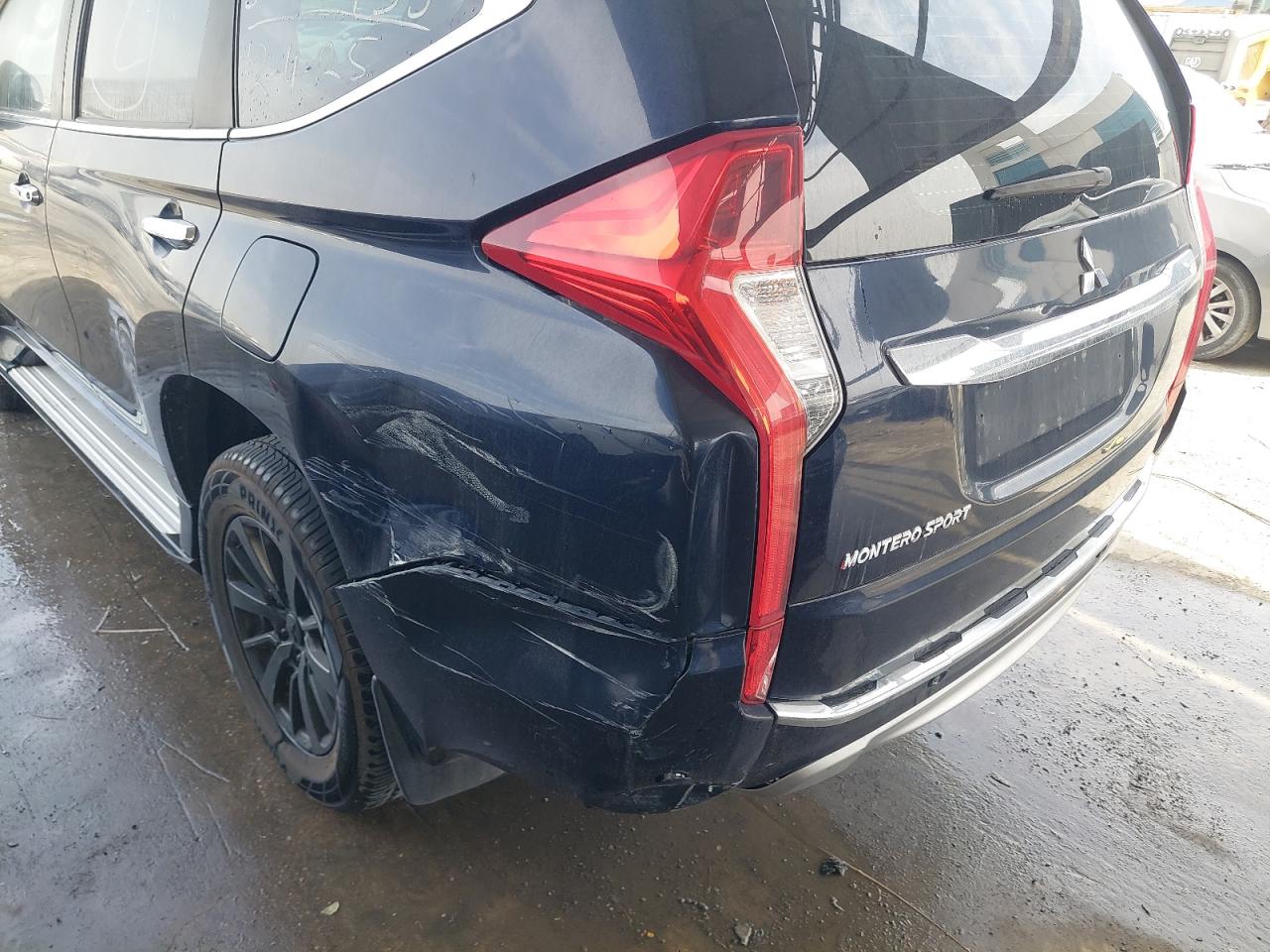 MMEMC21XXHH003918 - 2017 Mitsubishi MONTERO - #undefined