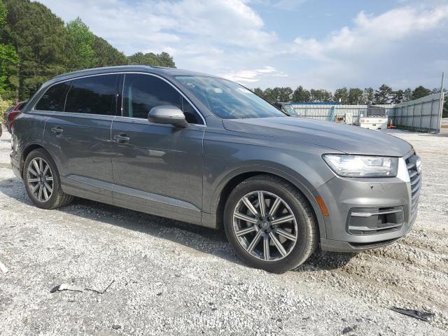 Parquets AUDI Q7 2017 Gray