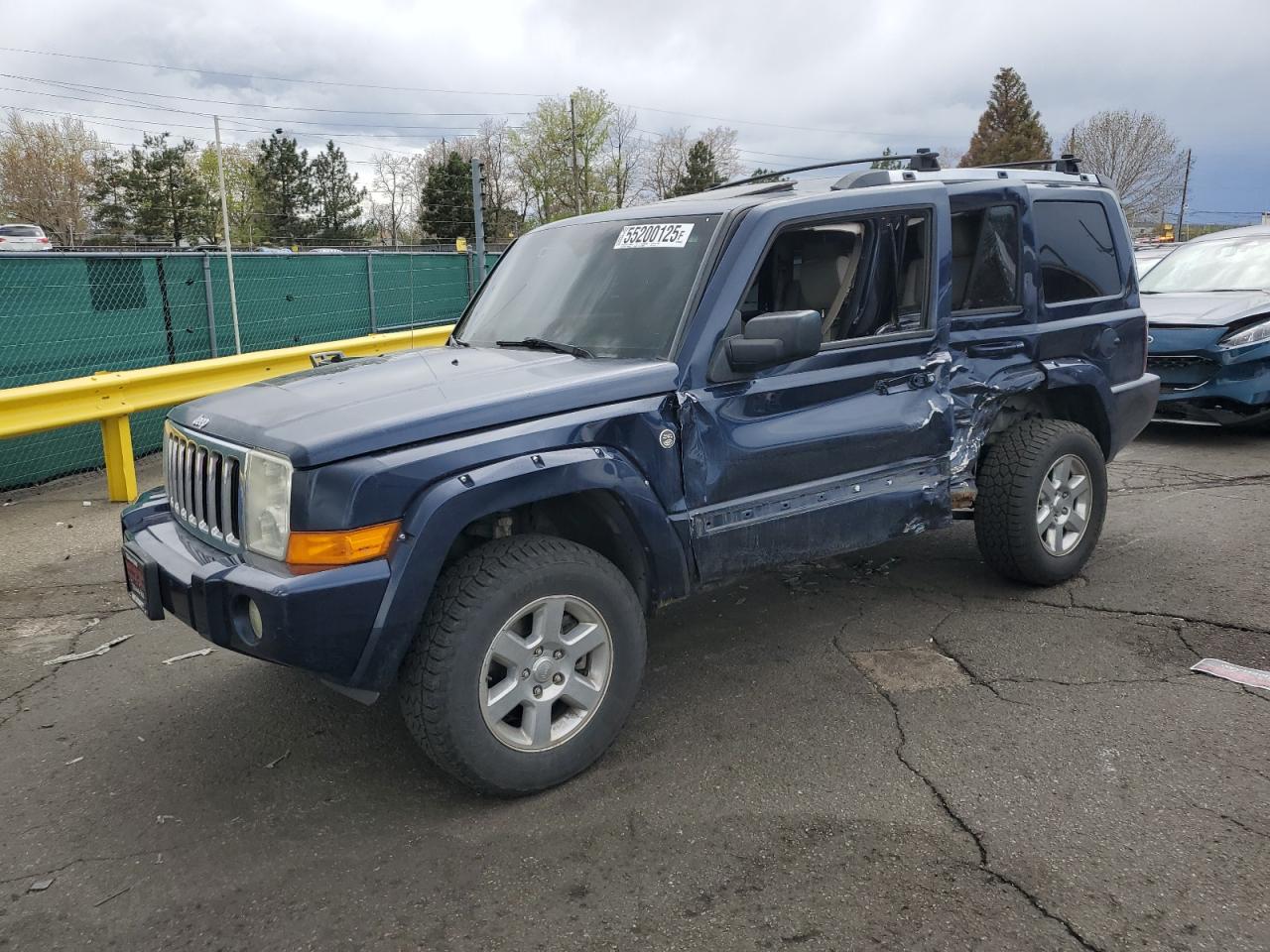 2006 Jeep Commander Limited zu verkaufen in Denver, CO - Side
