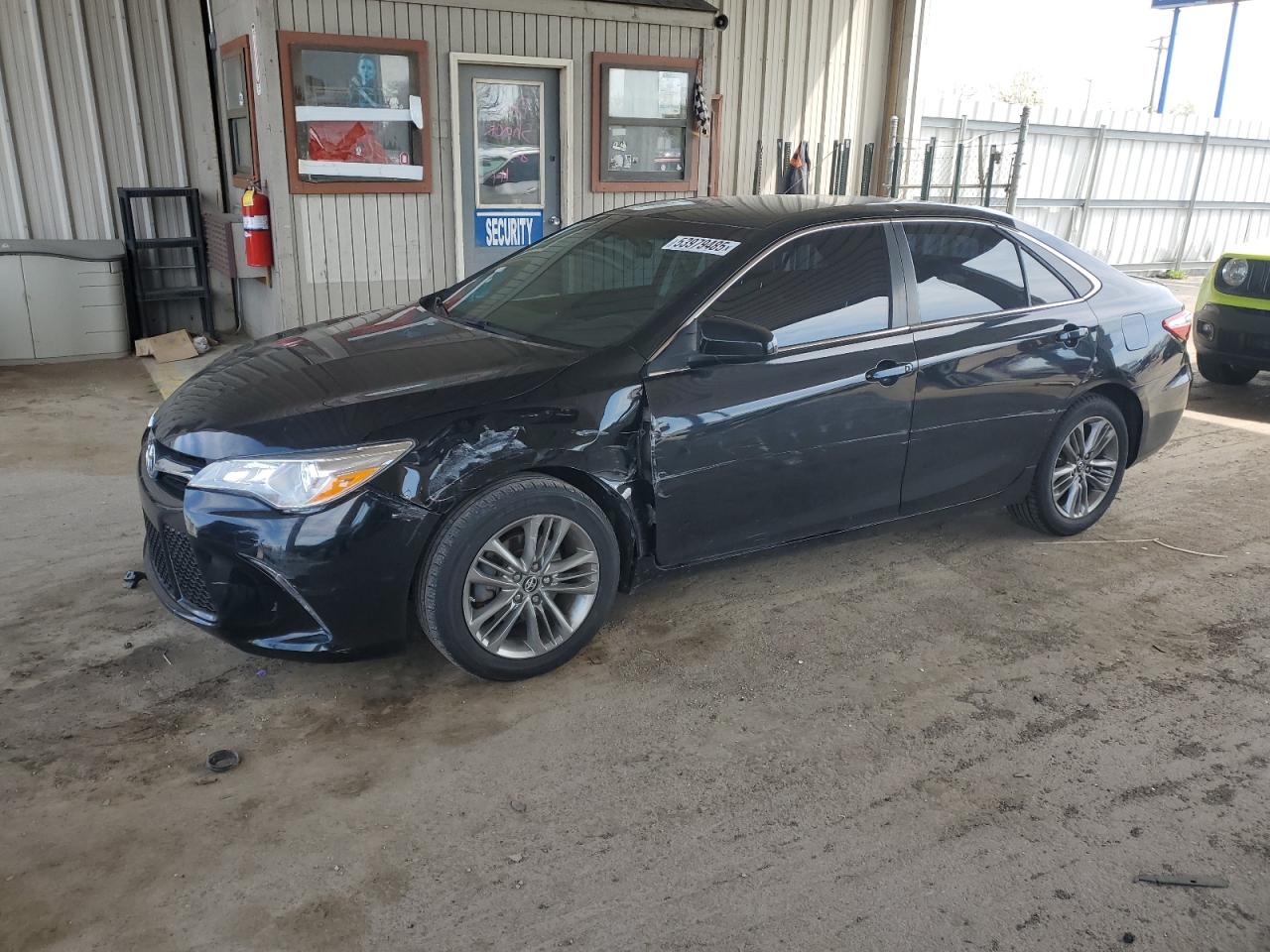 2016 Toyota Camry Le на продаже в Fort Wayne, IN - Front End