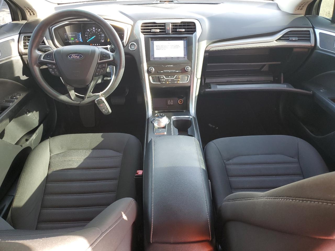 2019 Ford Fusion Se VIN: 3FA6P0LU5KR119305 Lot: 54041605