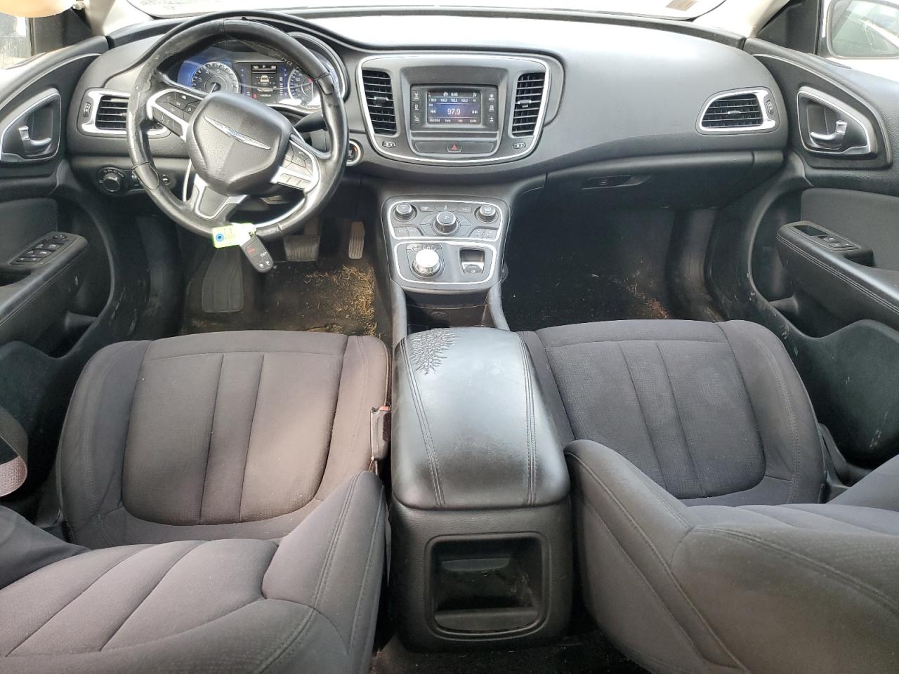 2015 Chrysler 200 - Image 8