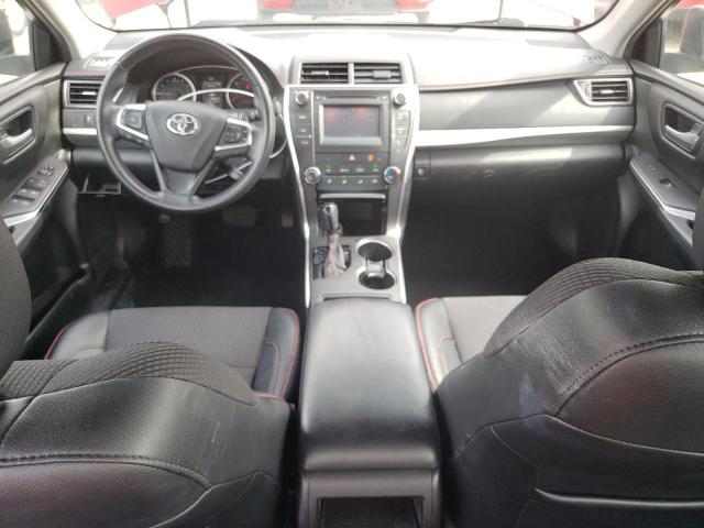 Седани TOYOTA CAMRY 2017 Червоний