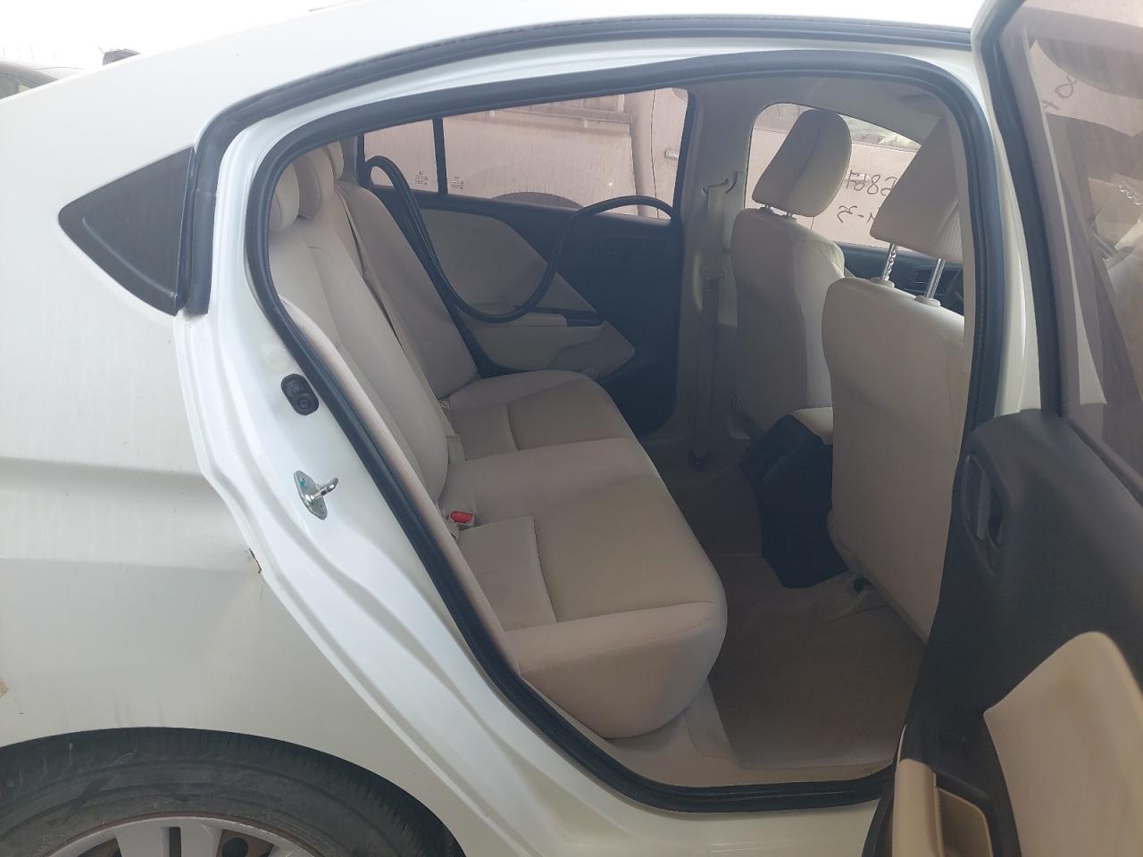 MRHGM6643EP030350 - 2014 Honda City - #53586705