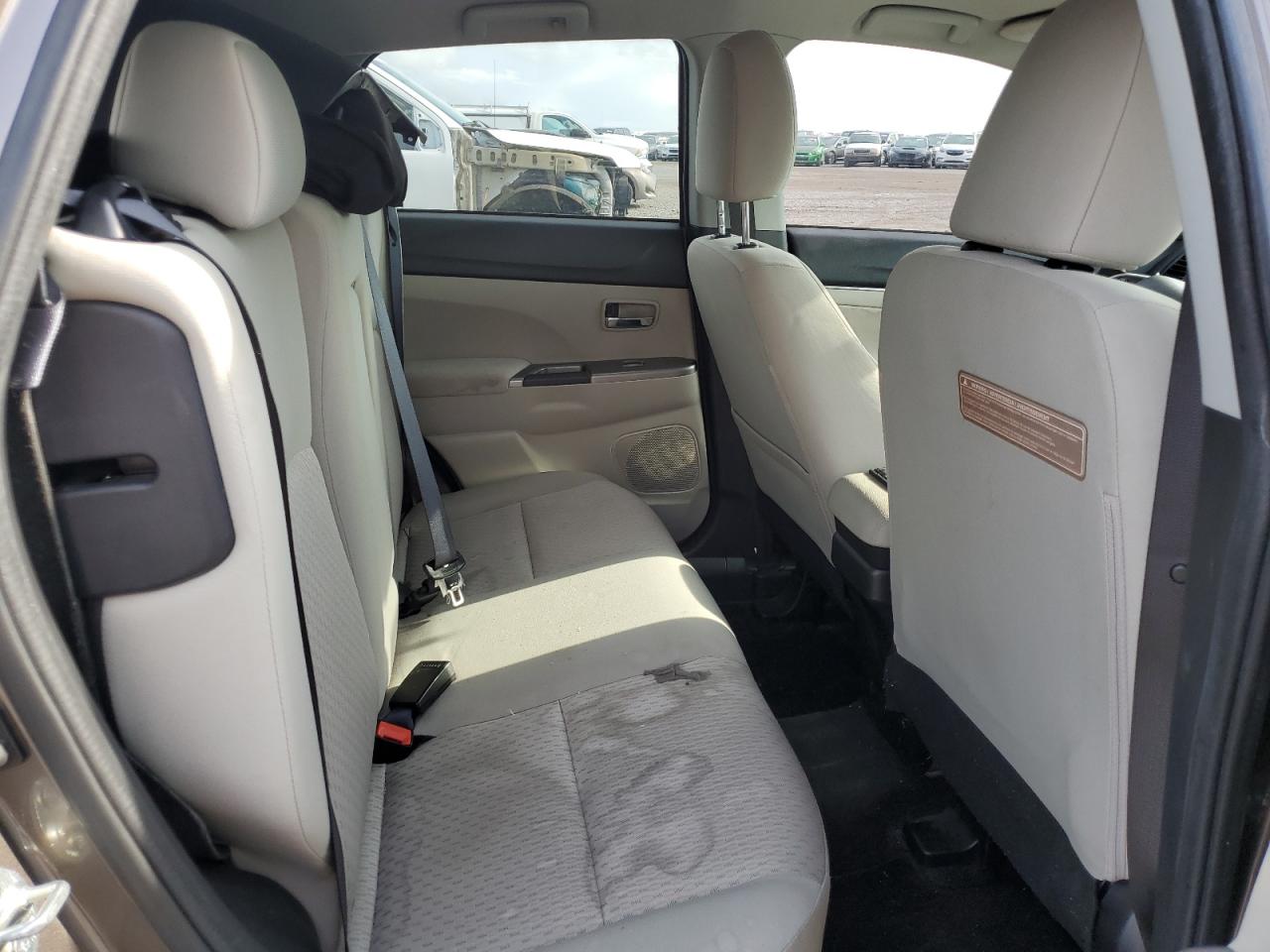 2018 Mitsubishi Outlander Sport Es VIN: JA4AR3AU1JU023093 Lot: 54898805