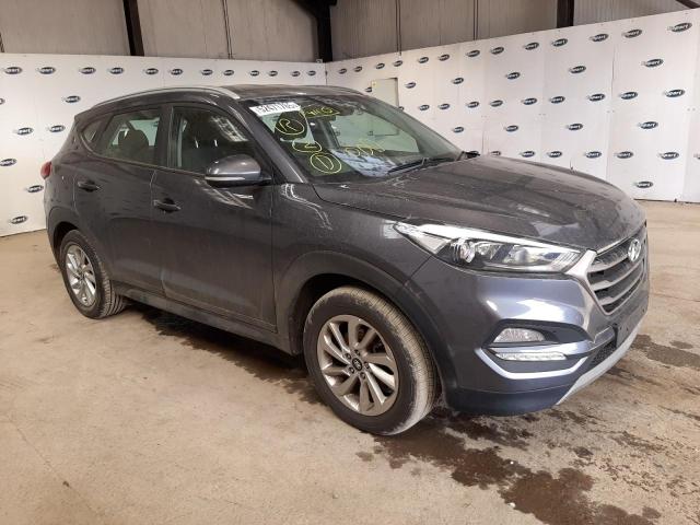 2017 HYUNDAI TUCSON SE