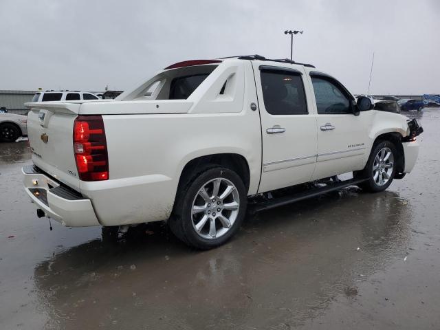  CHEVROLET AVALANCHE 2013 Cream