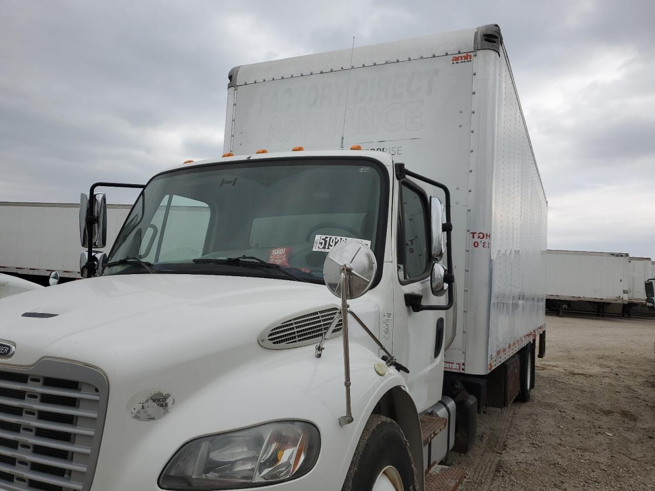 2016 Freightliner M2 106 Medium Duty იყიდება Des Moines-ში, IA - Normal Wear