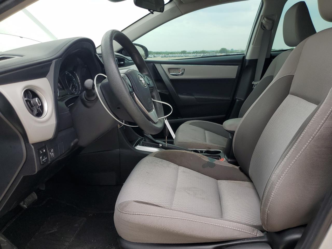2019 Toyota Corolla L VIN: 5YFBURHE0KP890736 Lot: 54967285
