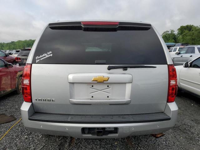 Parquets CHEVROLET TAHOE 2013 Srebrny
