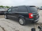 2012 Chrysler Town & Country Touring L იყიდება Kansas City-ში, KS - Front End