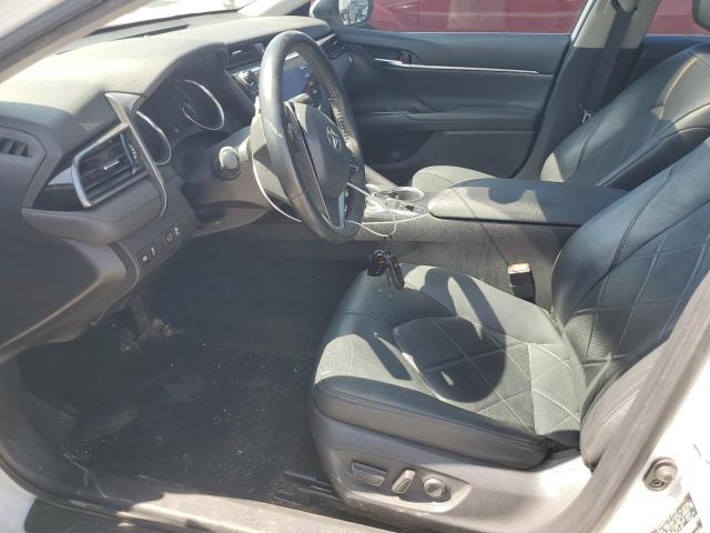  TOYOTA CAMRY 2019 White