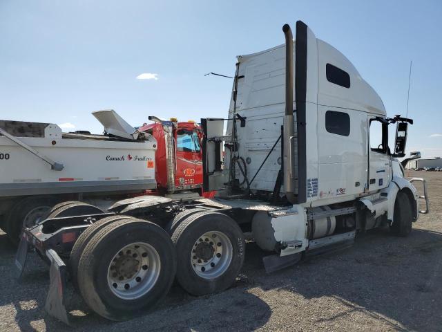 2025 VOLVO VN VNL