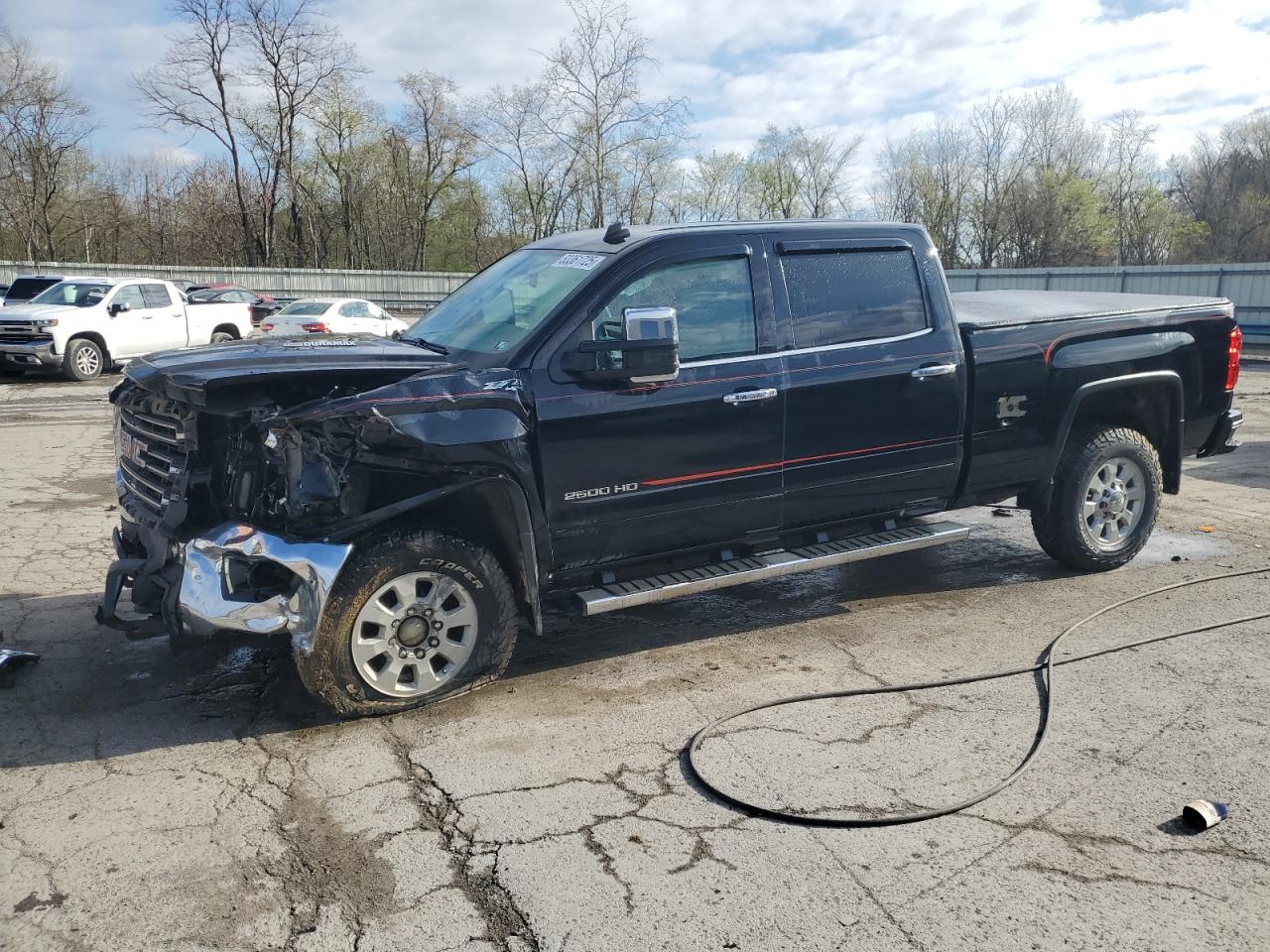 Ellwood City, PA에서 판매 중인 2015 Gmc Sierra K2500 Sle - Front End