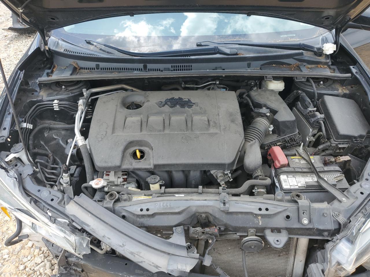 2019 Toyota Corolla L VIN: 2T1BURHE8KC166261 Lot: 53522275