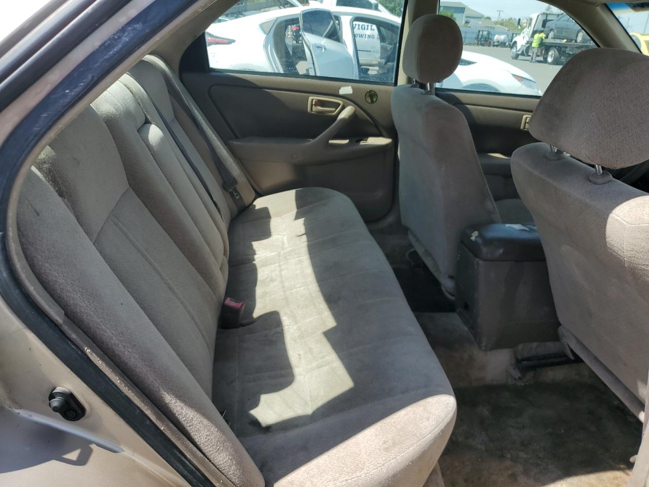 2000 Toyota Camry Ce VIN: JT2BG22K5Y0527714 Lot: 52979455