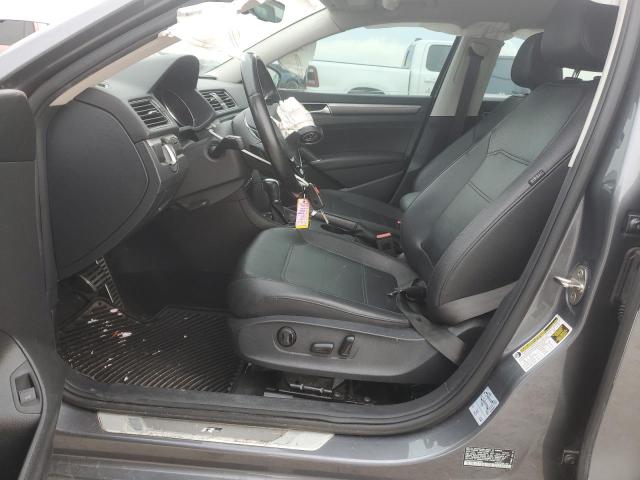  VOLKSWAGEN PASSAT 2018 Szary