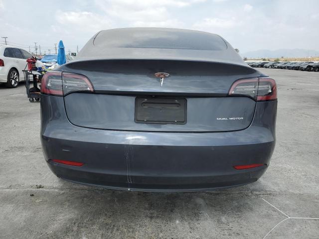 TESLA MODEL 3 2019 Szary