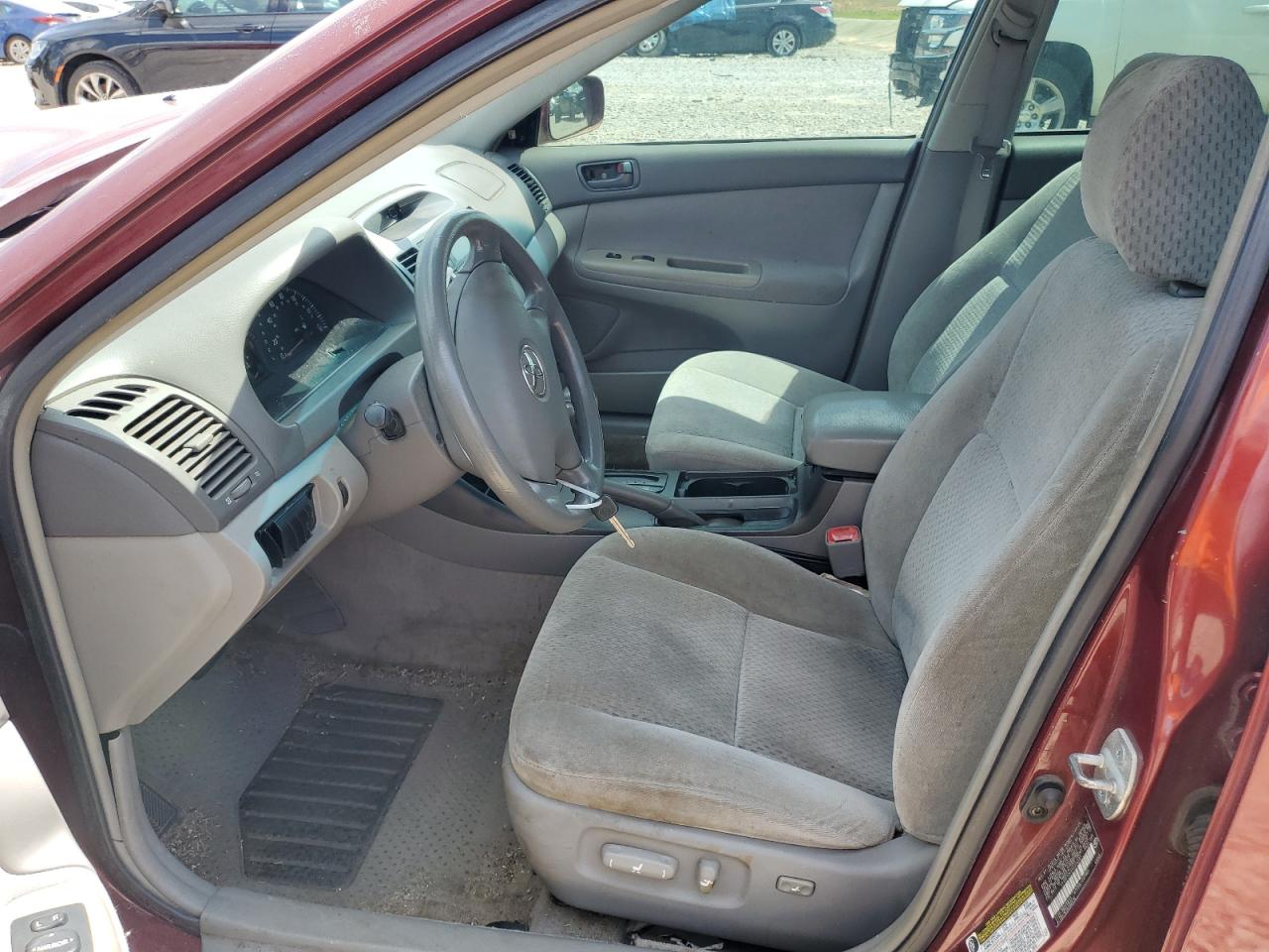 2004 Toyota Camry Le VIN: 4T1BE32K04U308581 Lot: 55254835