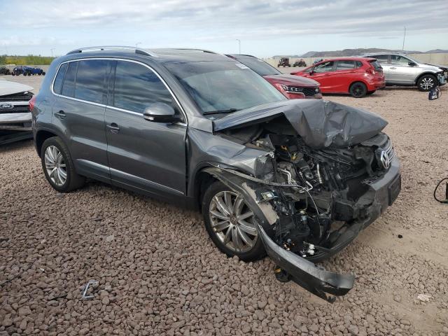  VOLKSWAGEN TIGUAN 2016 Серый