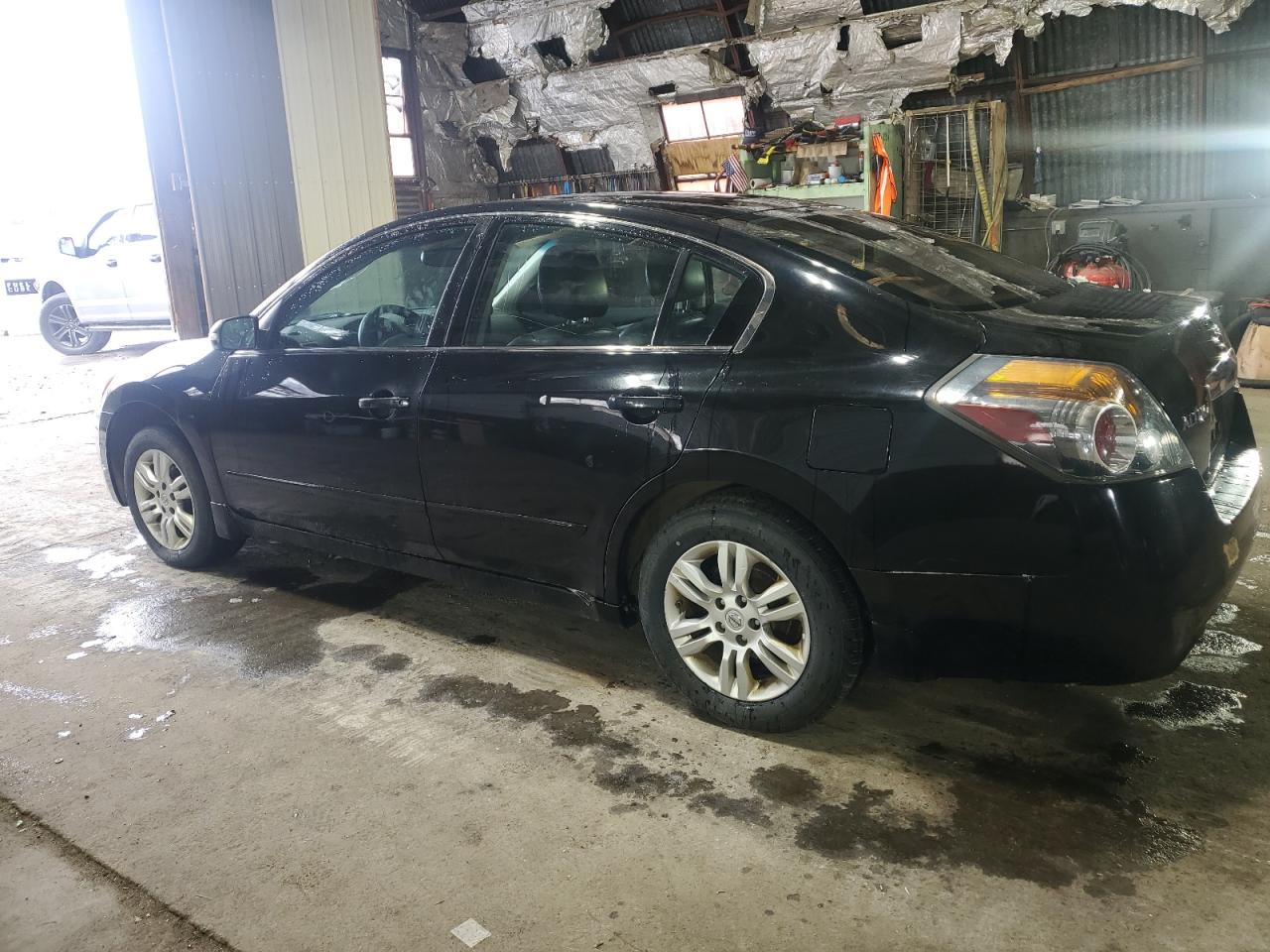 2012 Nissan Altima - Image 2