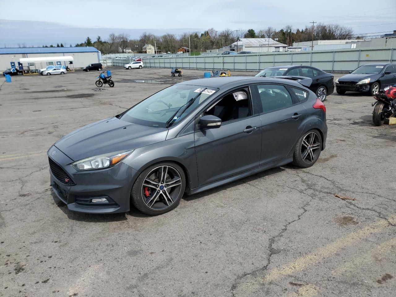 2017 Ford Focus St for Sale in Pennsburg, PA - Side