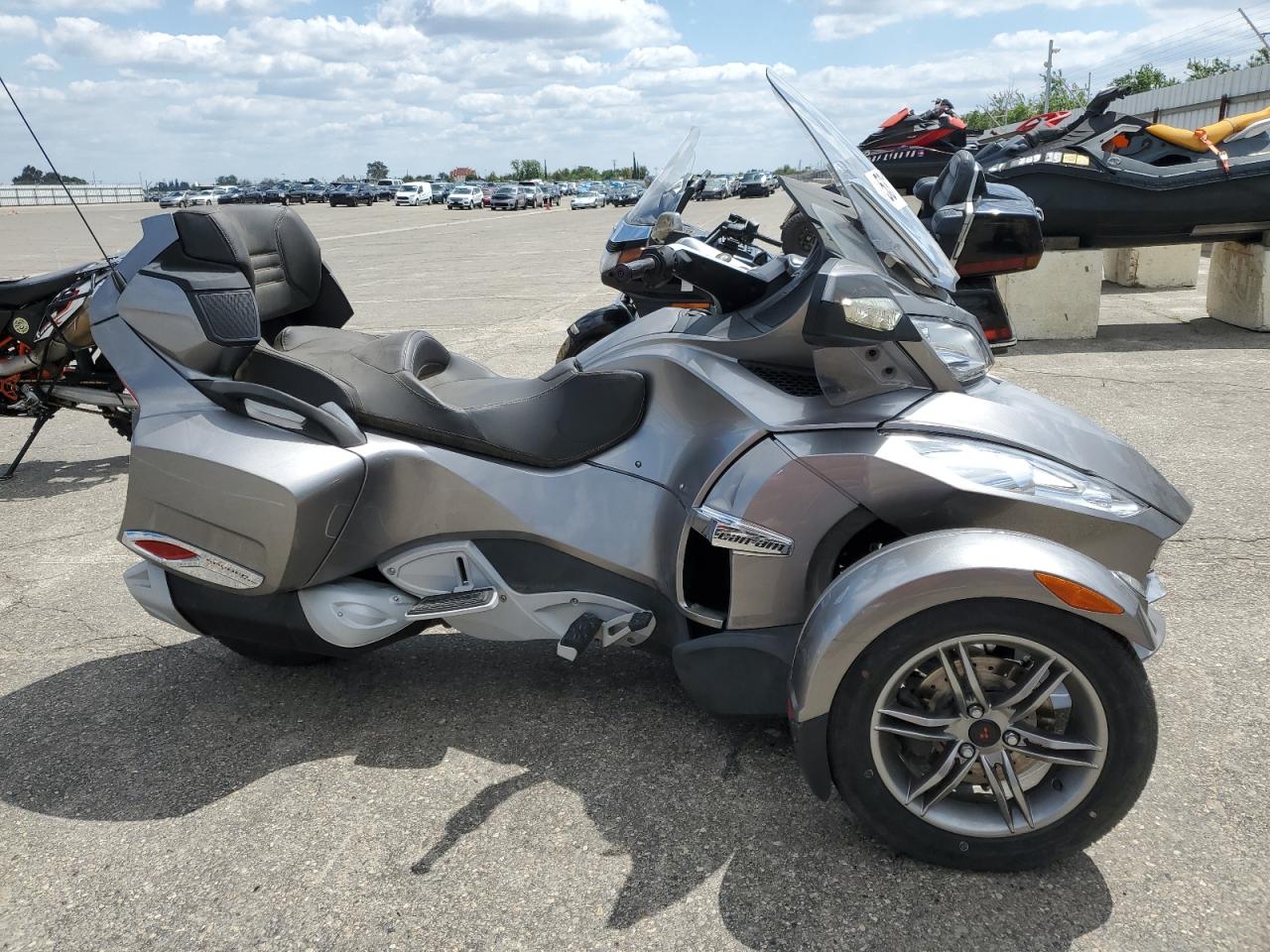 2012 Can-Am Spyder Roadster Rts for Sale in Fresno, CA - Mechanical
