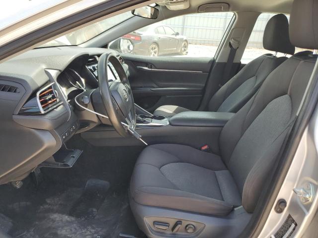  TOYOTA CAMRY 2020 Серебристый