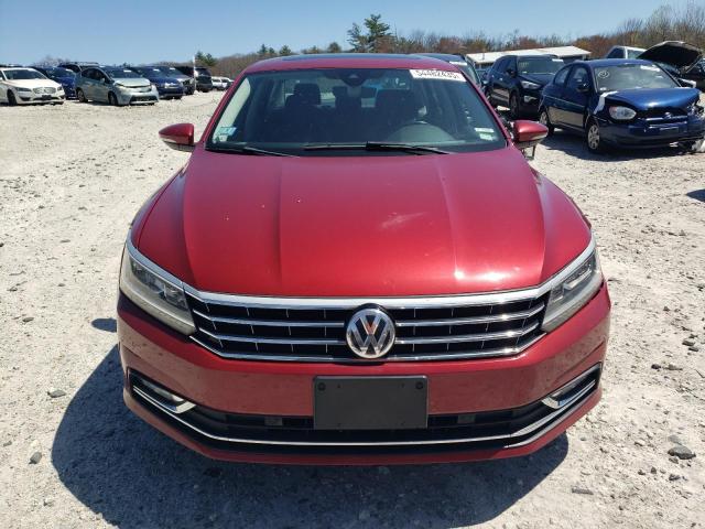  VOLKSWAGEN PASSAT 2016 Червоний