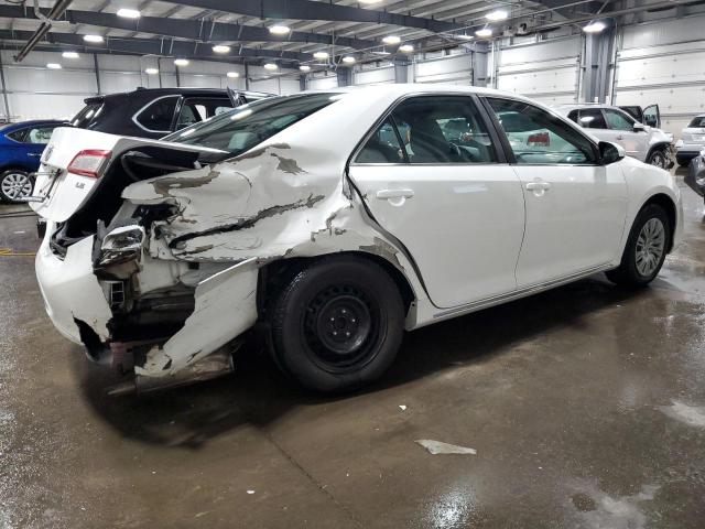  TOYOTA CAMRY 2014 Белы
